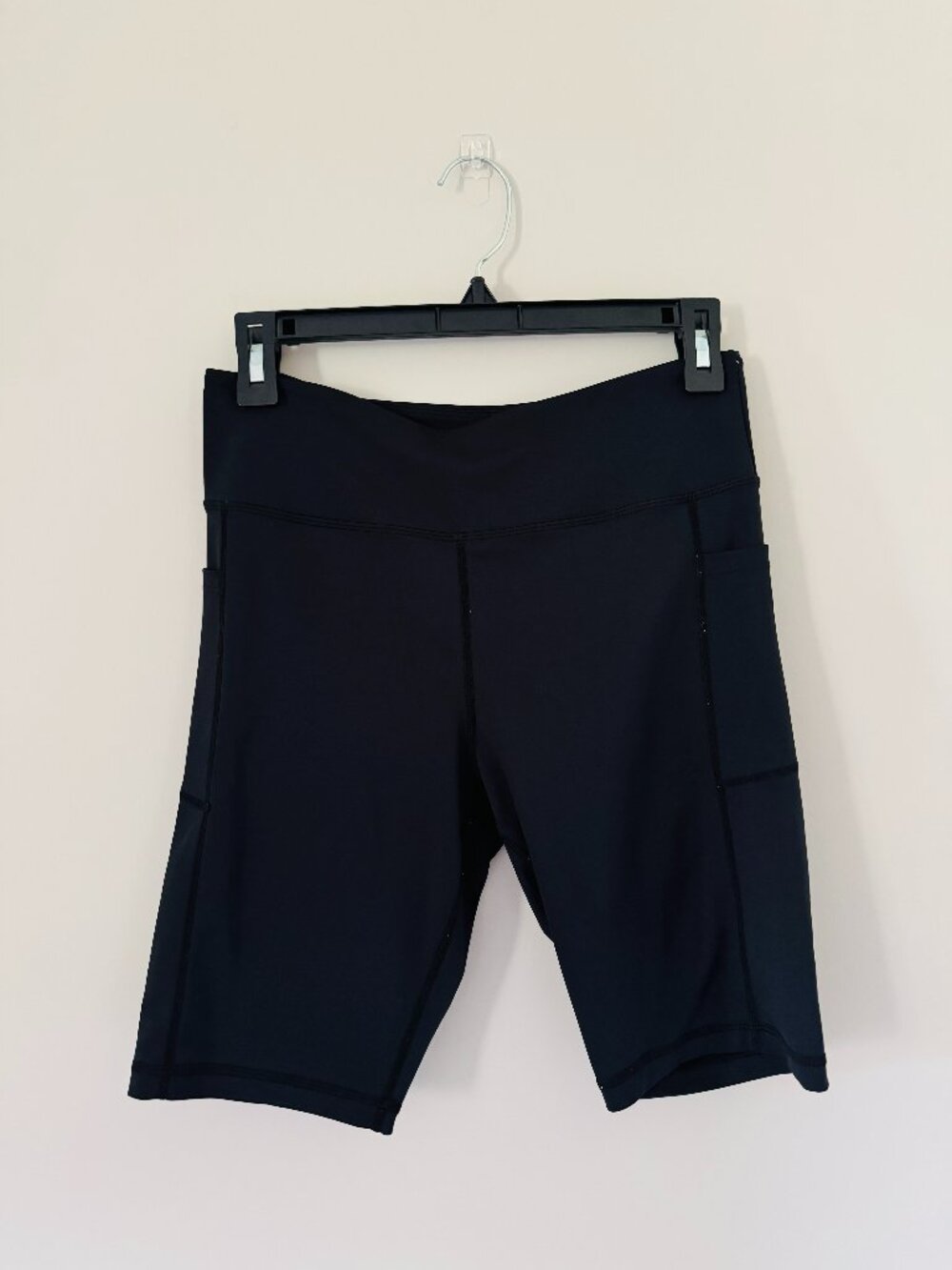 Zyia Active Cycling Shorts with Pocket Womens L Black 9 Inch Inseam